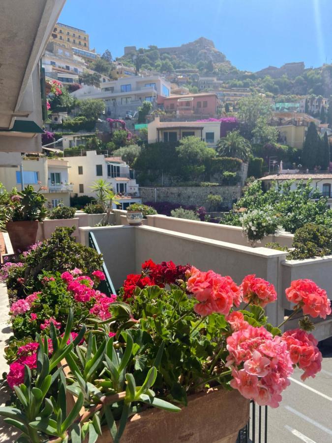 Villa Centaurea Apartment With Private Parking Ταορμίνα Εξωτερικό φωτογραφία